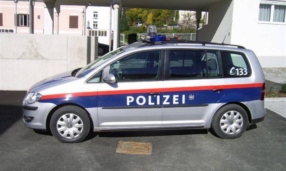 Polizeiauto 2