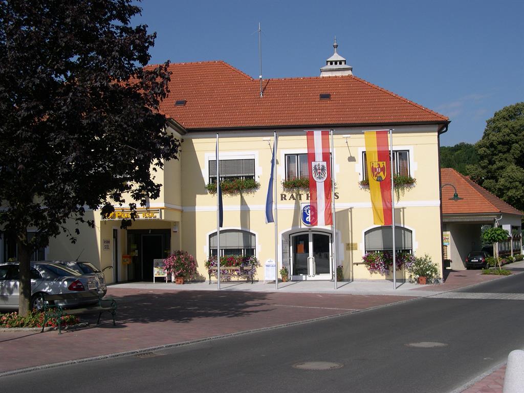 Gemeindeamt/Rathaus