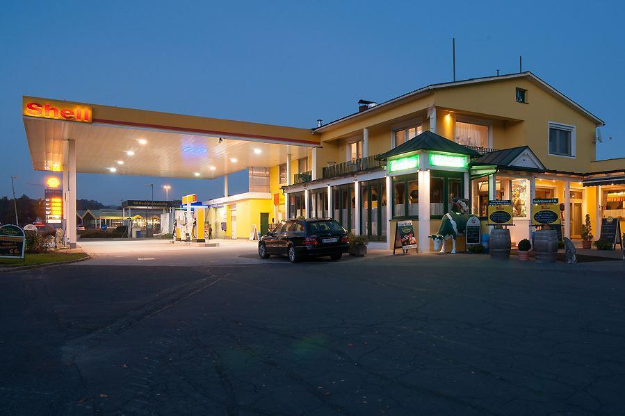Tankstelle & Taxi Treiber
